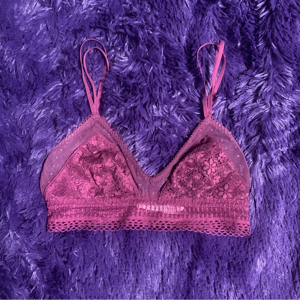 Victoria’s Secret Maroon Bralette 💓